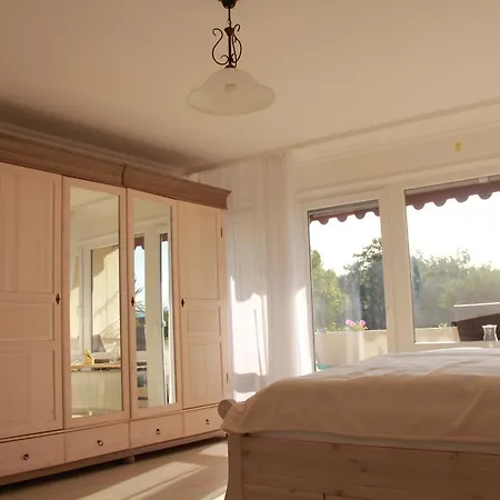 Mariaprimavera Am Kurpark Mit Schwarzwaldblick * * * * באד קרוצינגן