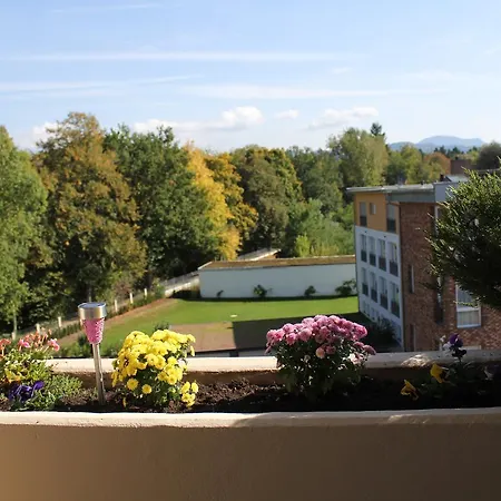 Apartment Mariaprimavera Am Kurpark Mit Schwarzwaldblick * * * * *