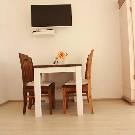 Mariaprimavera Am Kurpark Mit Schwarzwaldblick * * * * דירה *